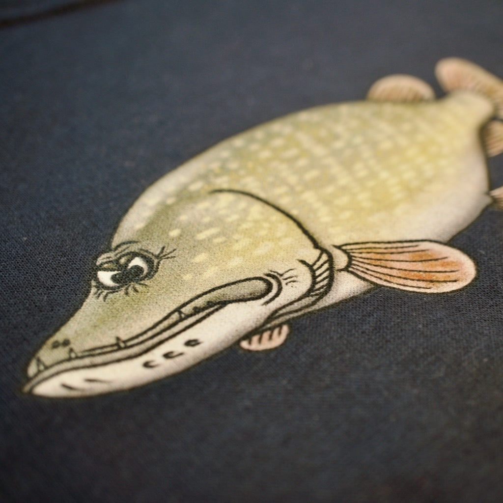 Detailaufnahme der Druckqualität des Angel T-Shirts